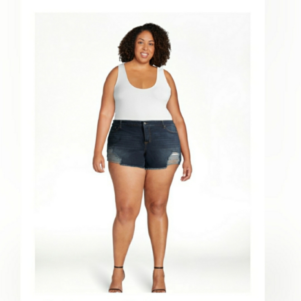 Sophia Vegara Lila Dark Wash Distressed Mid Rise Shorts 16W NWT